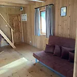 Letniskowe Nad Jeziorem Kazub *