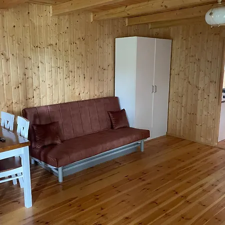 Letniskowe Nad Jeziorem Kazub * Cieciorka
