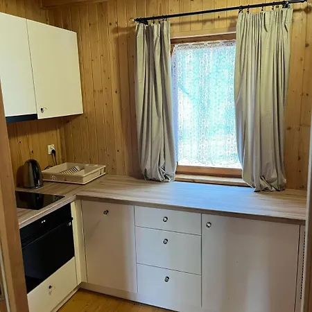 Letniskowe Nad Jeziorem Kazub * Cieciorka