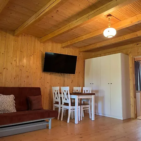 Tatil Evi Letniskowe Nad Jeziorem Kazub