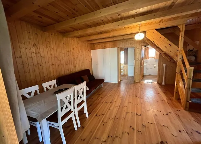 Letniskowe Nad Jeziorem Kazub * Cieciorka